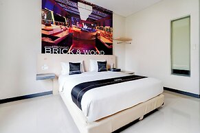 Townhouse Oak Cihampelas Near Ciwalk Formerly Promenade Hotel