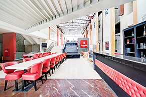 Townhouse Oak Cihampelas Near Ciwalk Formerly Promenade Hotel