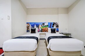 Townhouse Oak Cihampelas Near Ciwalk Formerly Promenade Hotel