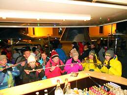 Basur - das Schihotel am Arlberg