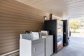 Studio 6 Statesboro, GA