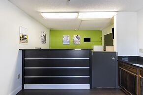 Studio 6 Statesboro, GA