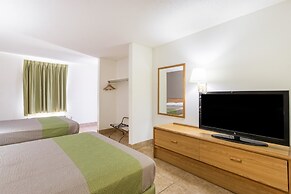 Studio 6 Statesboro, GA