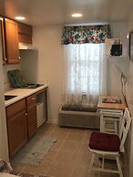 Angie's Guest Cottage