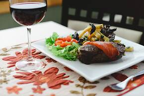 Altos Ushuaia Hotel & Resto