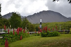 Altos Ushuaia Hotel & Resto