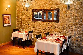 Altos Ushuaia Hotel & Resto