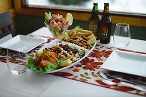 Altos Ushuaia Hotel & Resto