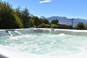 Altos Ushuaia Hotel & Resto