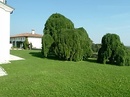 Hotel Villa Policreti