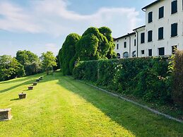 Hotel Villa Policreti