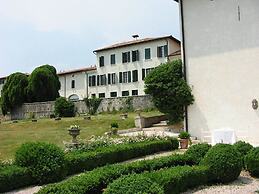 Hotel Villa Policreti