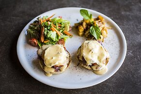 Present Moment Retreat