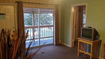 The Lodge at Turkey Cove