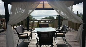 The Lodge at Turkey Cove