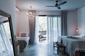 Lula Tulum, a Small Luxury Hotel