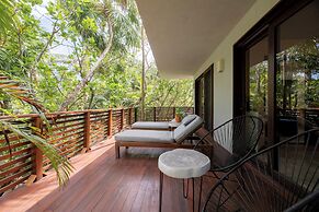 Lula Tulum, a Small Luxury Hotel