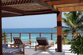 Lula Tulum, a Small Luxury Hotel