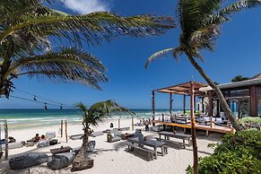 Lula Tulum, a Small Luxury Hotel