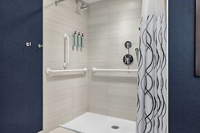 Residence Inn New York The Bronx At Metro Center Atrium