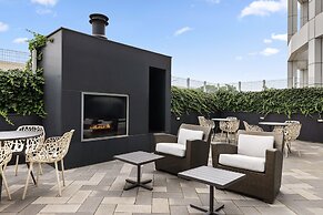 Residence Inn New York The Bronx At Metro Center Atrium