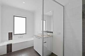 Beach & Golf Stays Torquay