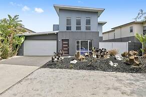 Beach & Golf Stays Torquay