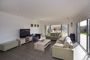 Beach & Golf Stays Torquay