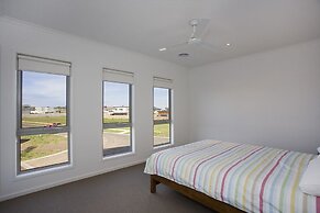 Beach & Golf Stays Torquay