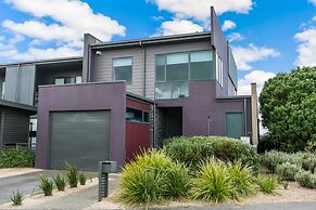 Beach & Golf Stays Torquay