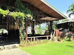 Country Village Hotel