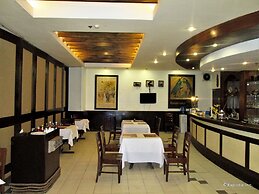 Country Village Hotel