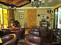 Country Village Hotel