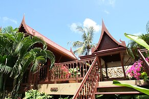 Ban Keaw Villas