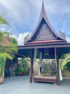 Ban Keaw Villas