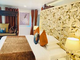 Ban Keaw Villas