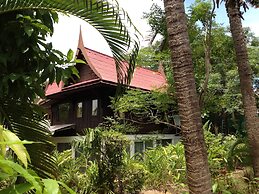 Ban Keaw Villas