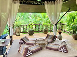 Ban Keaw Villas