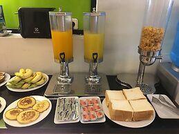 Eclipse Legend Hotel