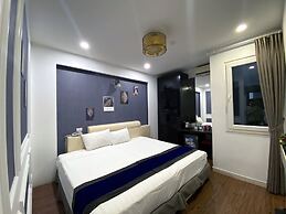 Eclipse Legend Hotel