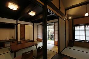 Momohana-an Machiya Holiday House