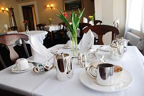 Casey's Hotel Glengarriff