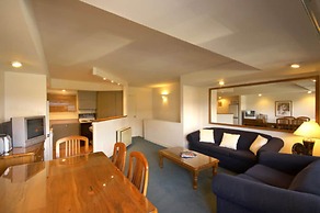 Lakefront Apartments