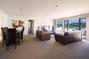 Lakefront Apartments