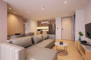 Balcony Seaside Sriracha Hotel & Serviced Apartments