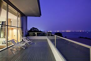 Balcony Seaside Sriracha Hotel & Serviced Apartments