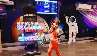 Balcony Seaside Sriracha Hotel & Serviced Apartments