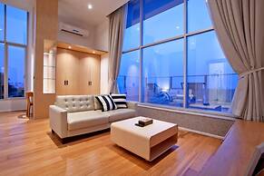 Balcony Seaside Sriracha Hotel & Serviced Apartments