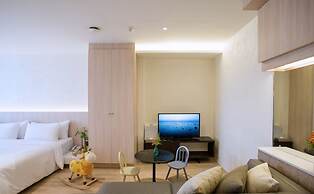 Balcony Seaside Sriracha Hotel & Serviced Apartments