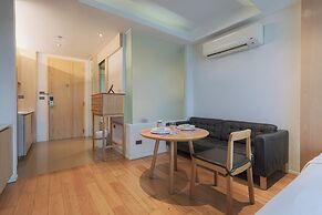 Balcony Seaside Sriracha Hotel & Serviced Apartments